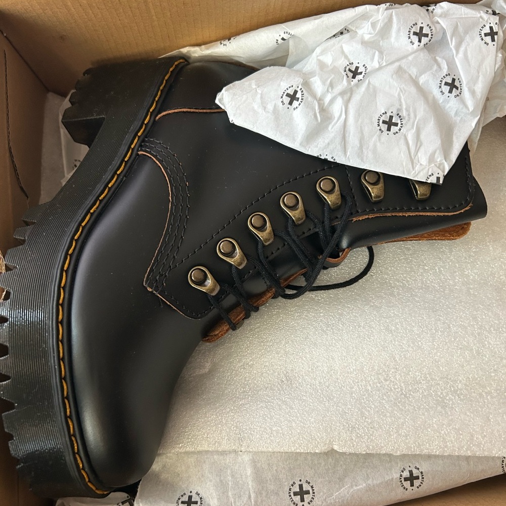 Dr martens Leona